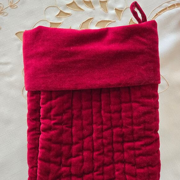 Pair Pottery Barn Christmas Stocking Dark Red Quilted Channel Velvet Medium 2015 - Picture 7 of 13